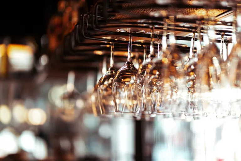Wine Bar Glasses - Make your reservation